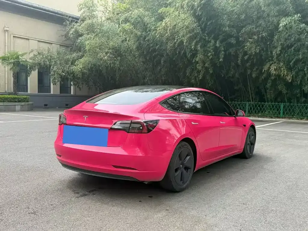 Tesla Model 3 — фото 6