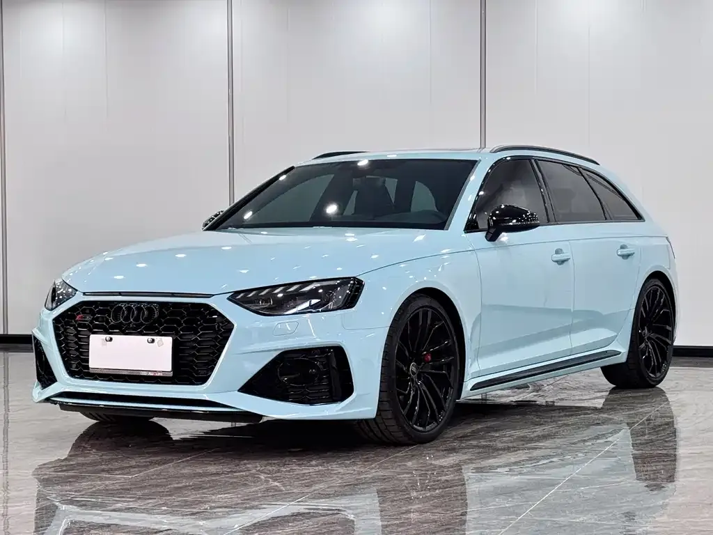 Audi RS 4