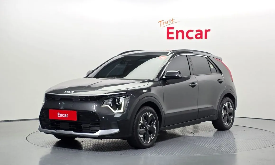 Kia Niro — фото 1