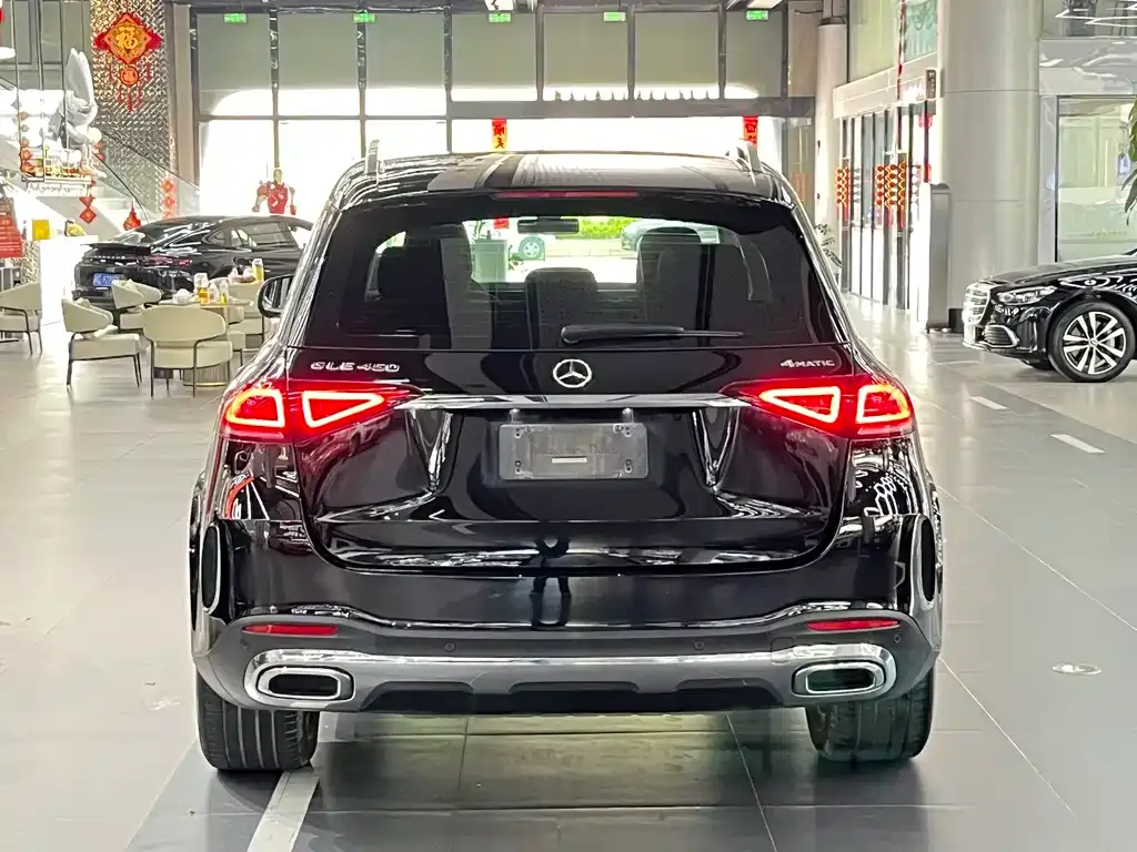 Mercedes-Benz GLE — фото 10