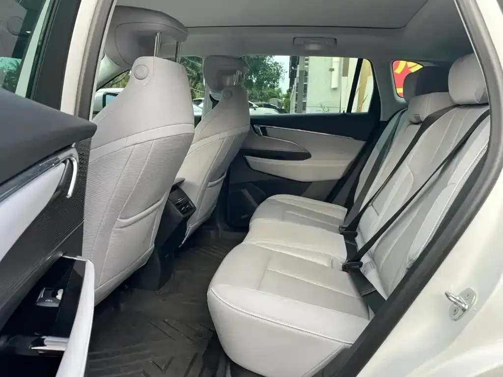 Buick E5 2023 из CN, фото 3