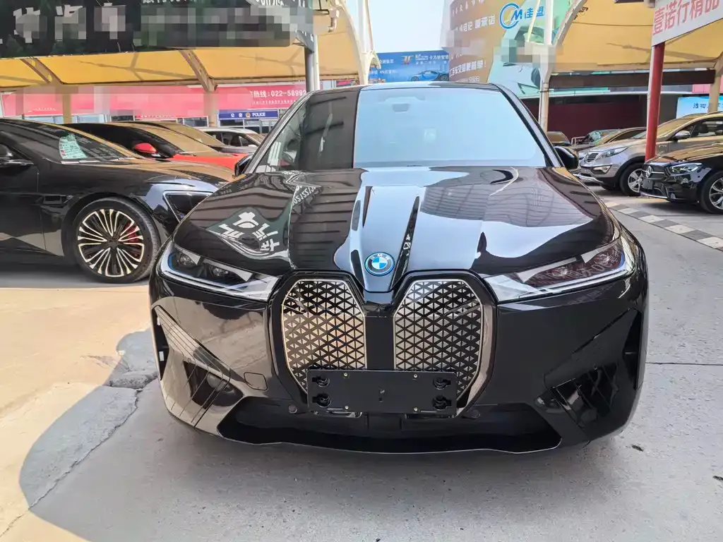 BMW iX 2023 из CN, фото 9