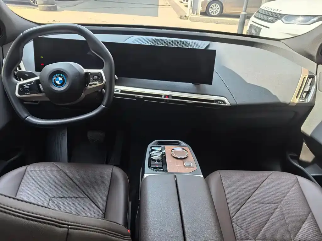 BMW iX 2023 из CN, фото 8