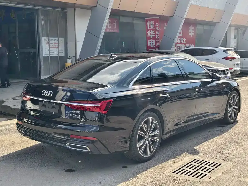 Audi A6L — фото 4