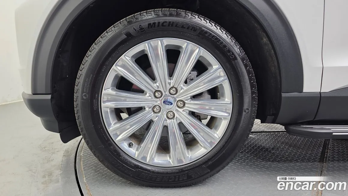 Ford Explorer 2023 из KR, фото 8