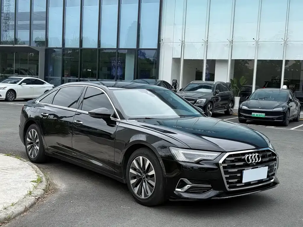 Audi A6L 2023 из CN, фото 7