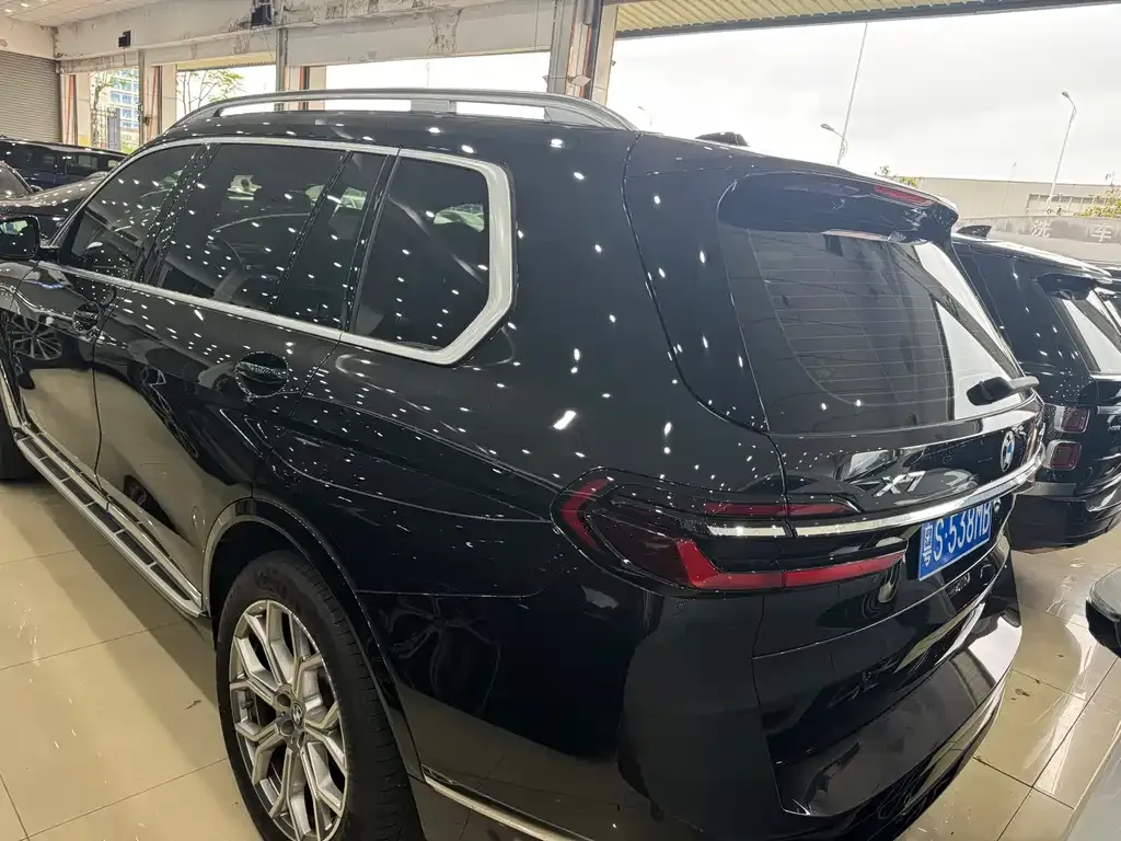 BMW X7 2023 из CN, фото 3