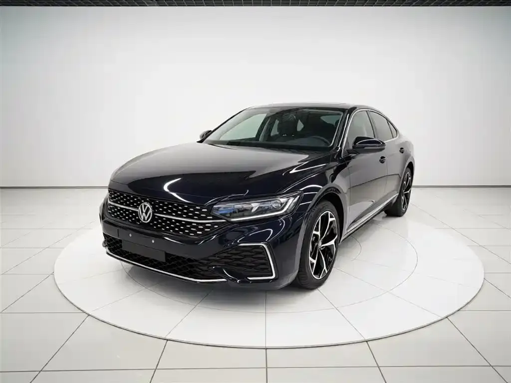 Volkswagen Passat — фото 3