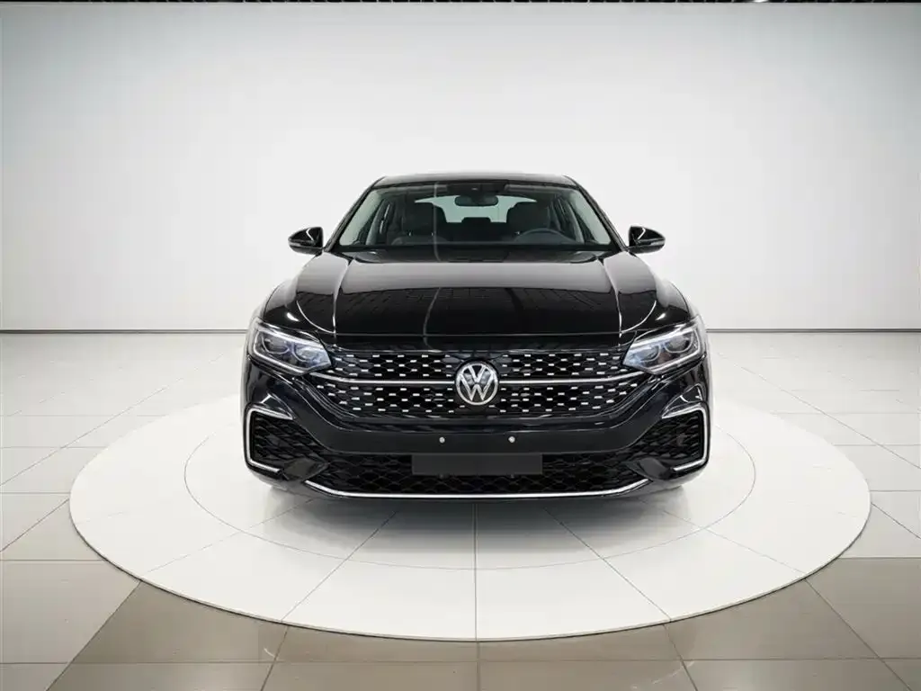 Volkswagen Passat — фото 5