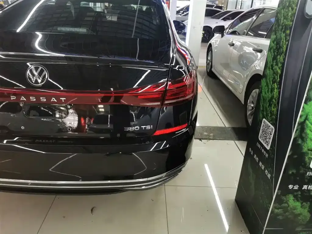 Volkswagen Passat — фото 10