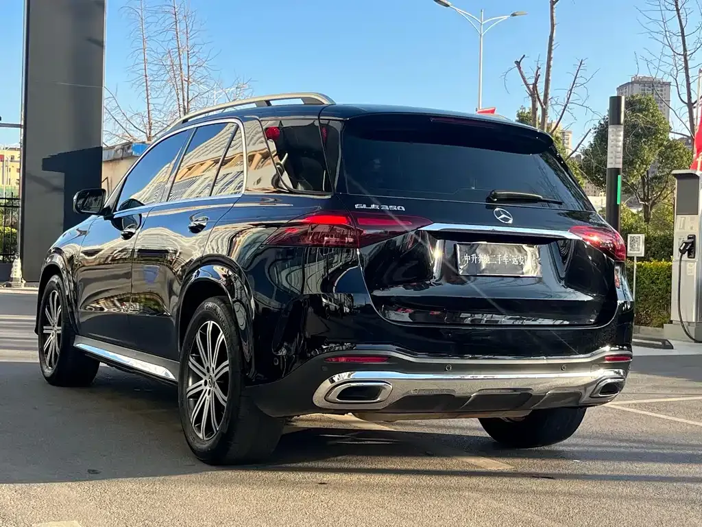 Mercedes-Benz GLE — фото 8