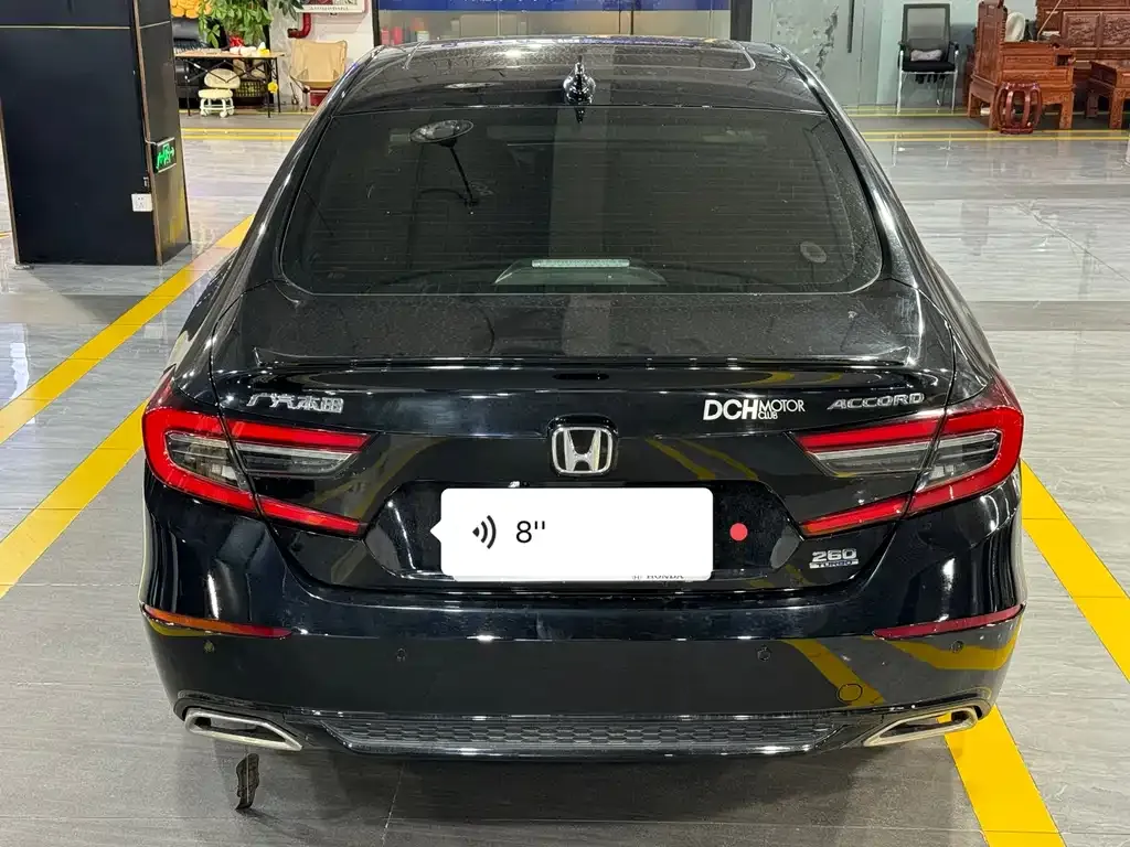 Honda Accord — фото 7