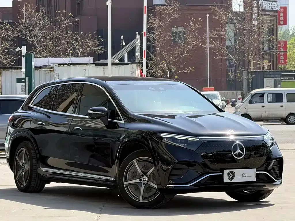 Mercedes-Benz EQS SUV 2023 из CN, фото 10