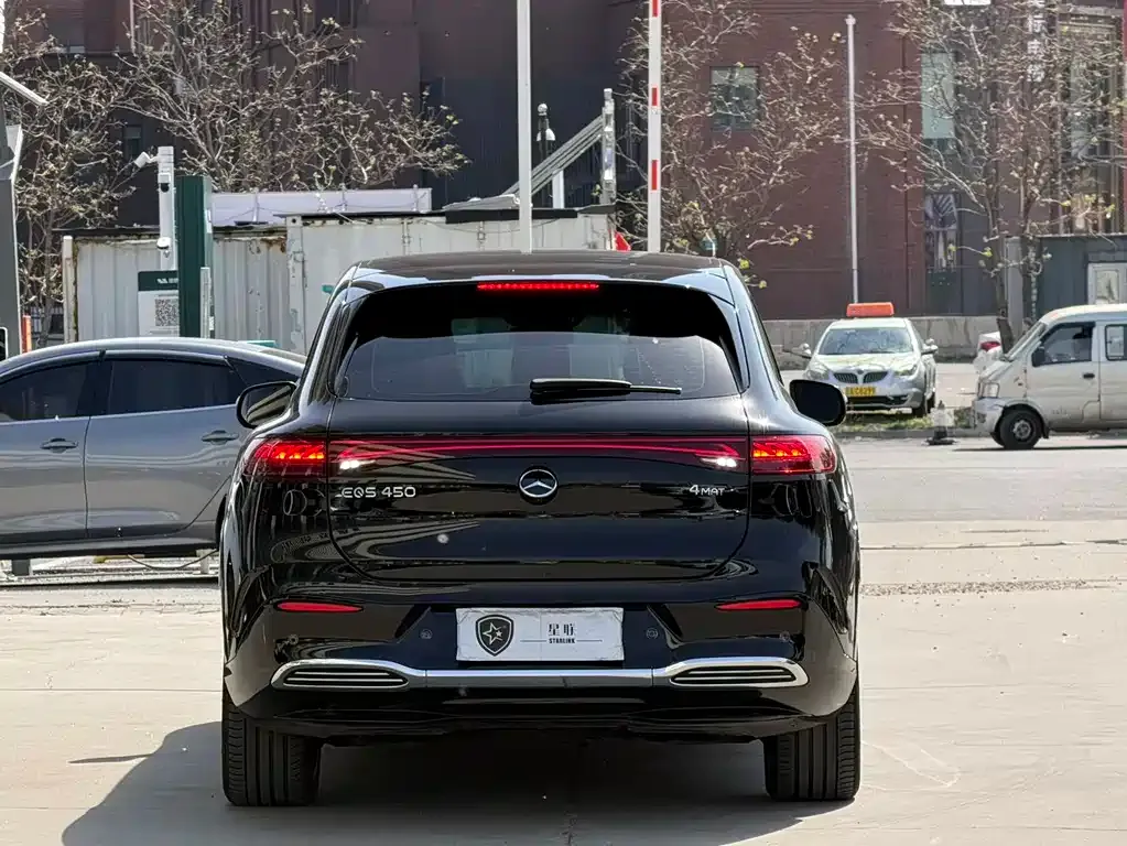 Mercedes-Benz EQS SUV 2023 из CN, фото 3