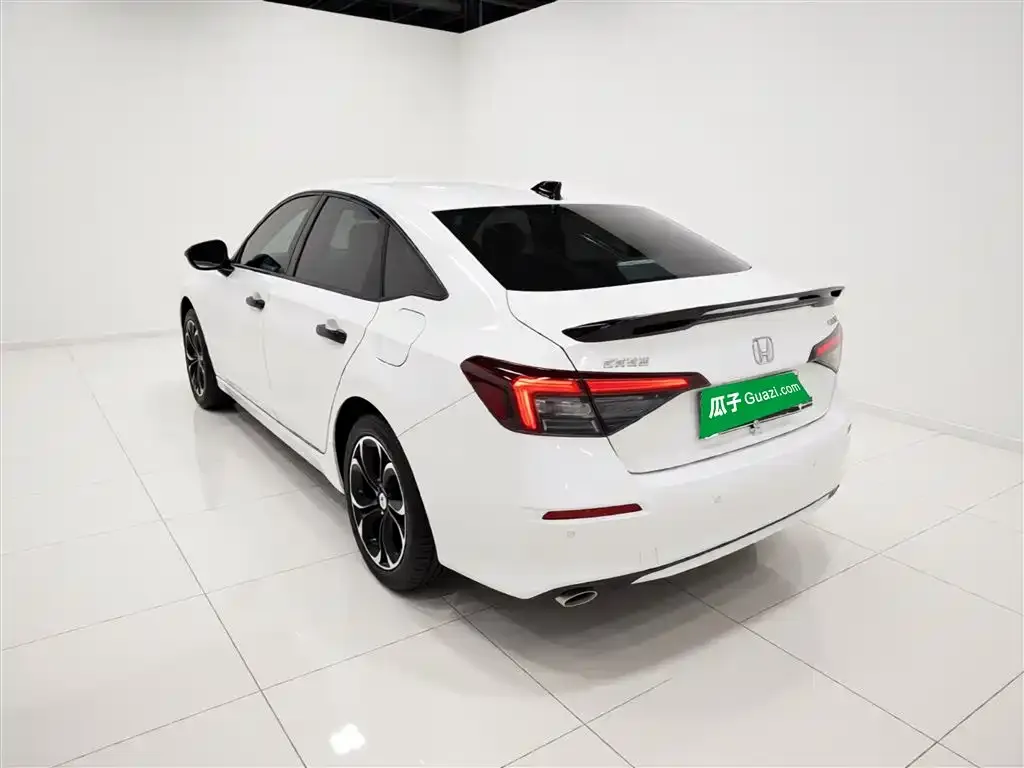Honda Civic — фото 2