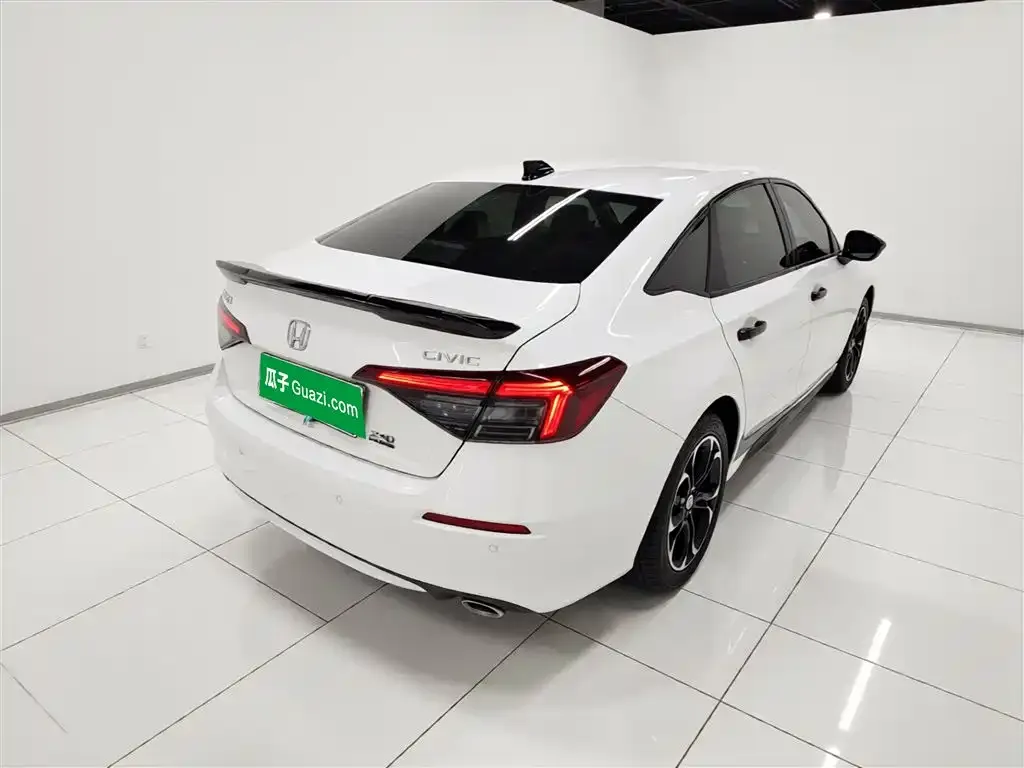 Honda Civic — фото 8