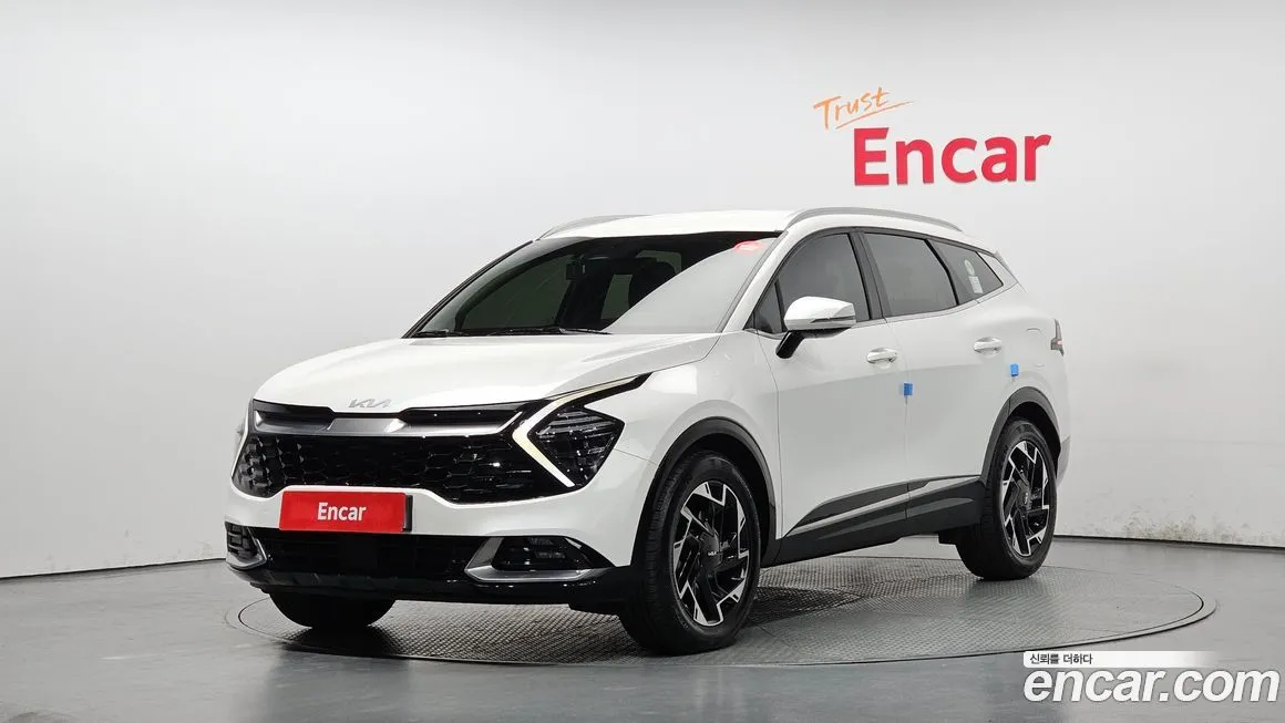 Kia Sportage — фото 1