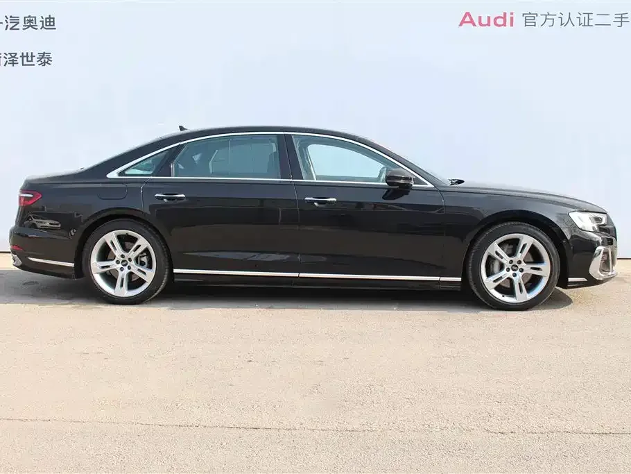 Audi A8 — фото 9