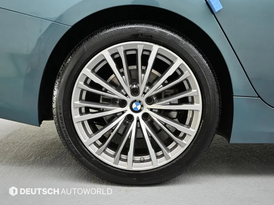 BMW 3-Series 2021 из KR, фото 10