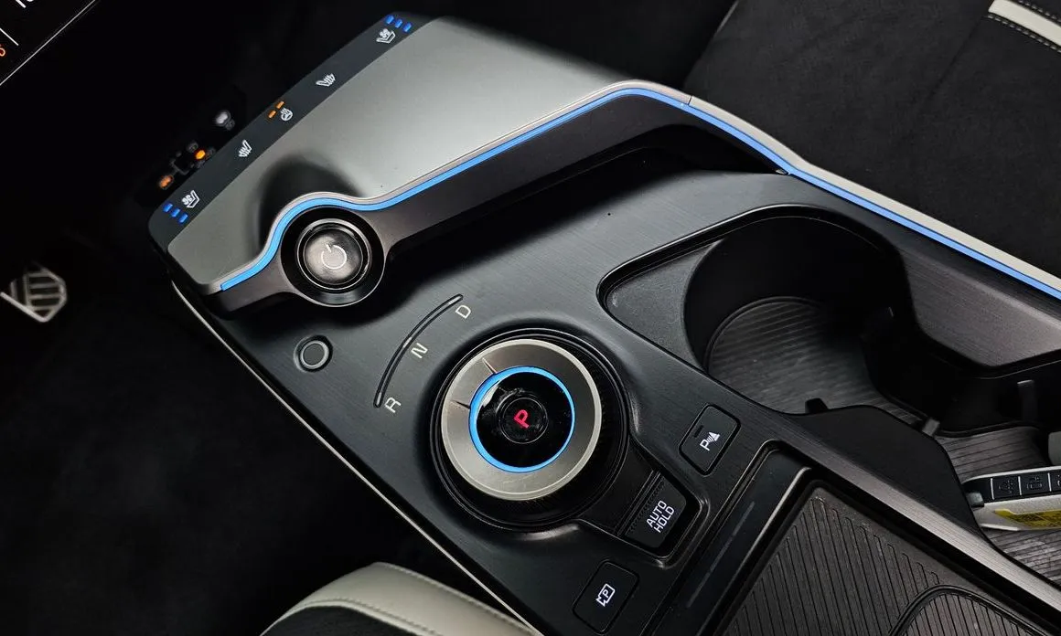 Kia EV6 — фото 7