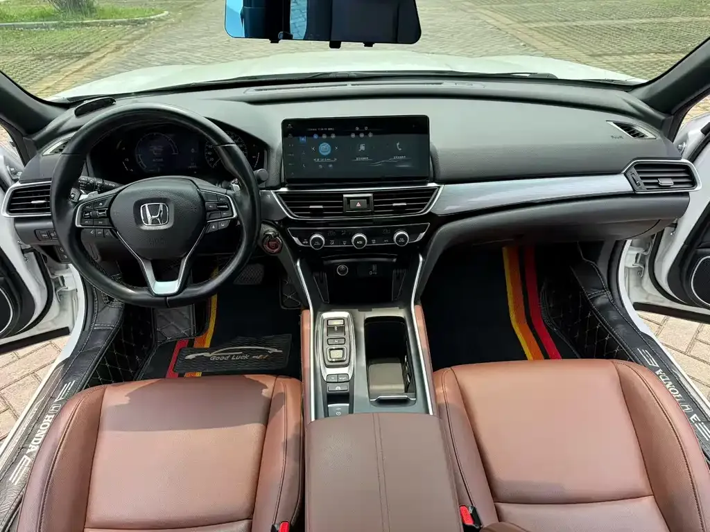 Honda Inspire — фото 8