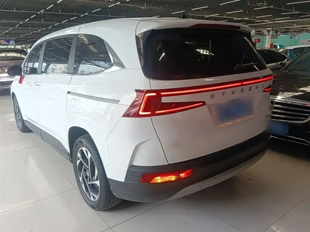 Hyundai Custo — фото 5