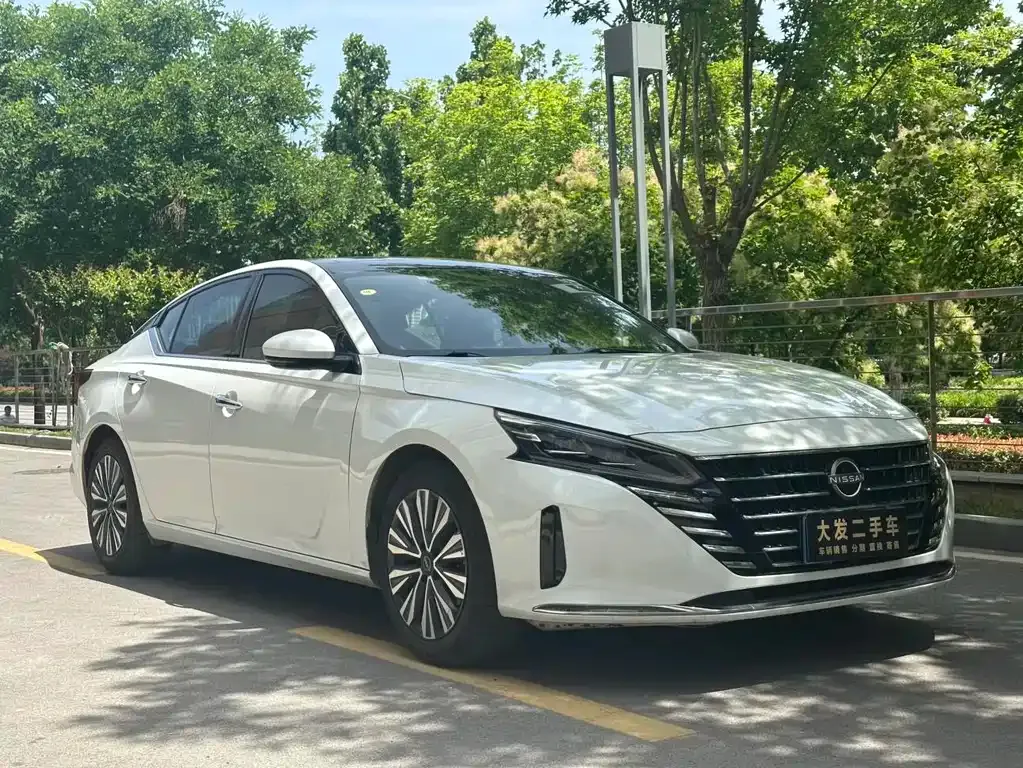 Nissan Teana — фото 9