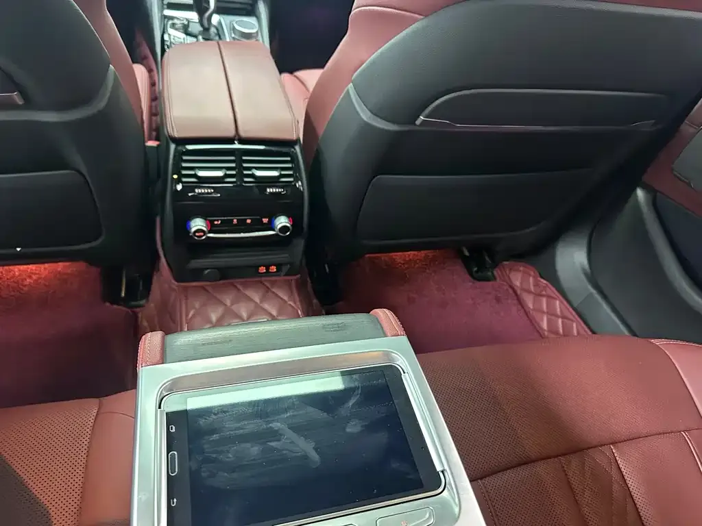 BMW 5 Series 2021 из CN, фото 5
