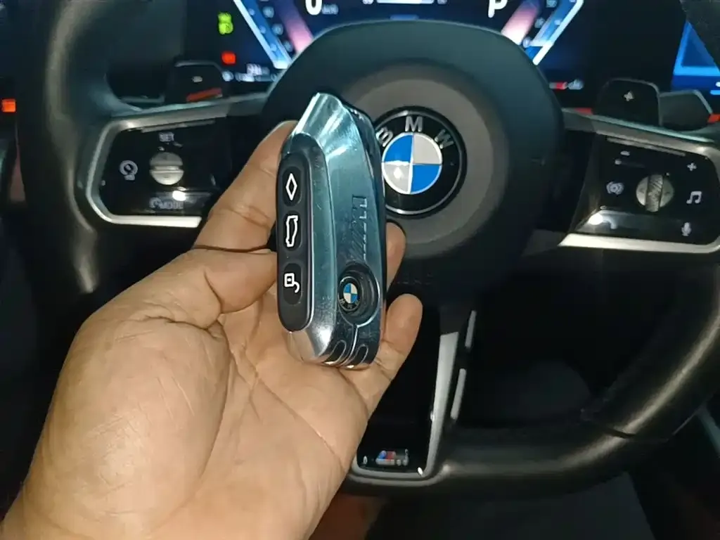 BMW 5 Series — фото 10