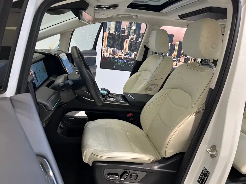 GAC Motor Trumpchi E9 — фото 4