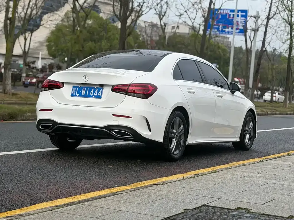 Mercedes-Benz A-Class — фото 6