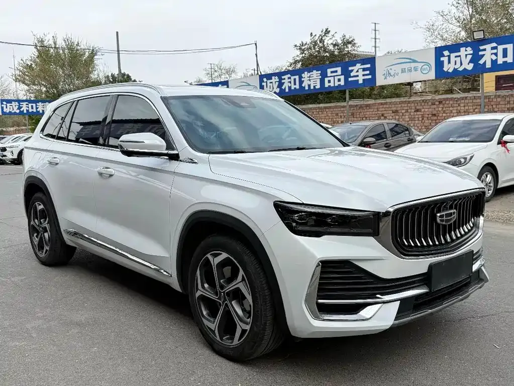Geely Xingyue L — фото 8
