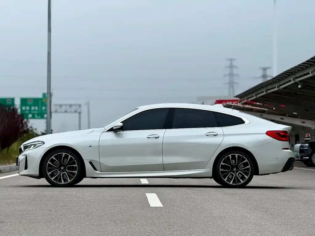BMW 6 Series GT 2021 из CN, фото 4