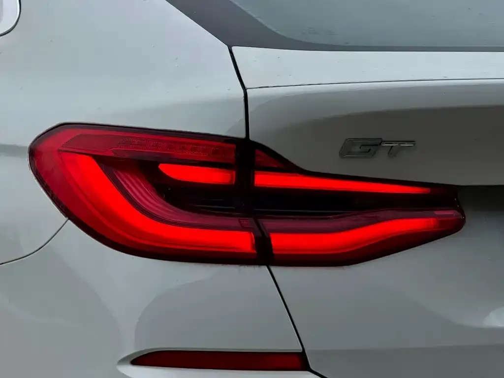 BMW 6 Series GT 2021 из CN, фото 3