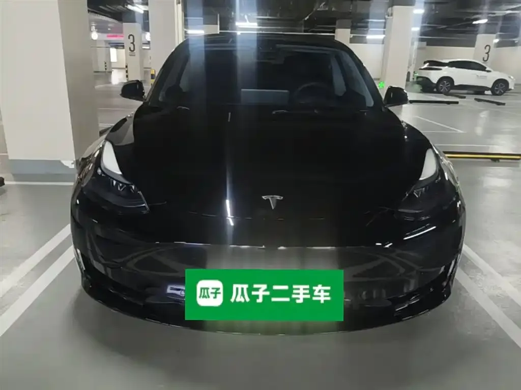 Tesla Model 3 — фото 5