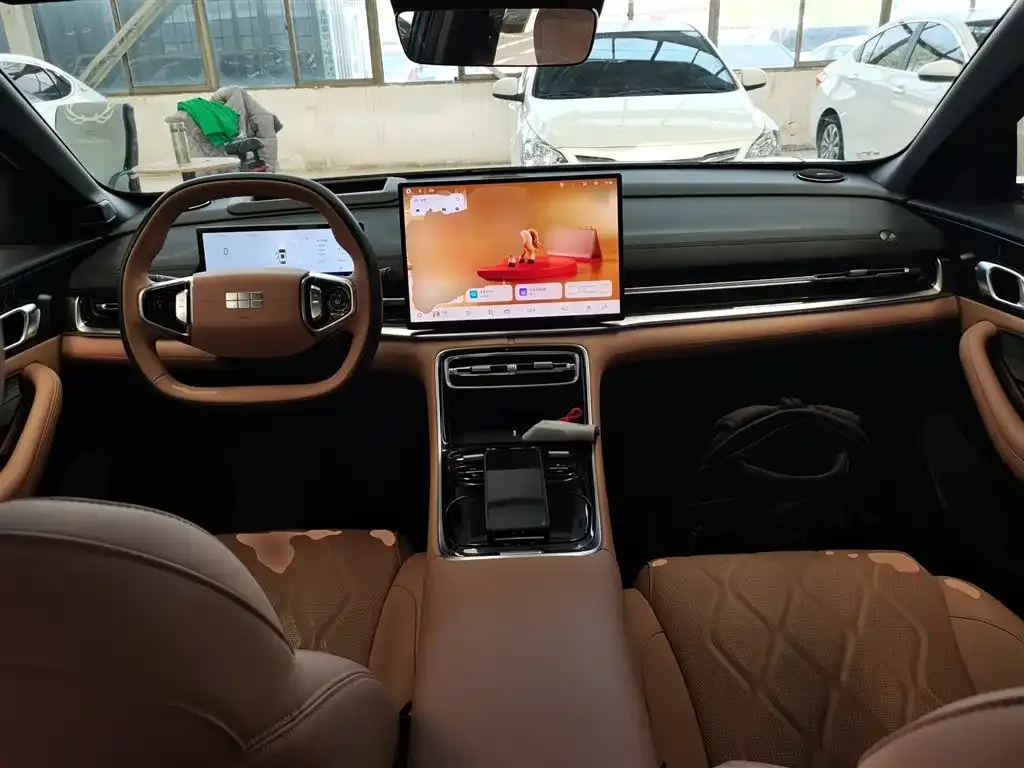 Geely Galaxy A7 — фото 4