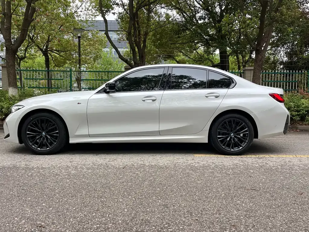 BMW 3 Series — фото 10