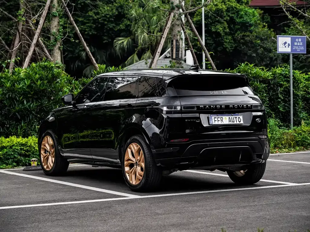 Land Rover Evoque — фото 9
