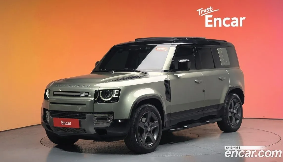 Land Rover Defender — фото 1