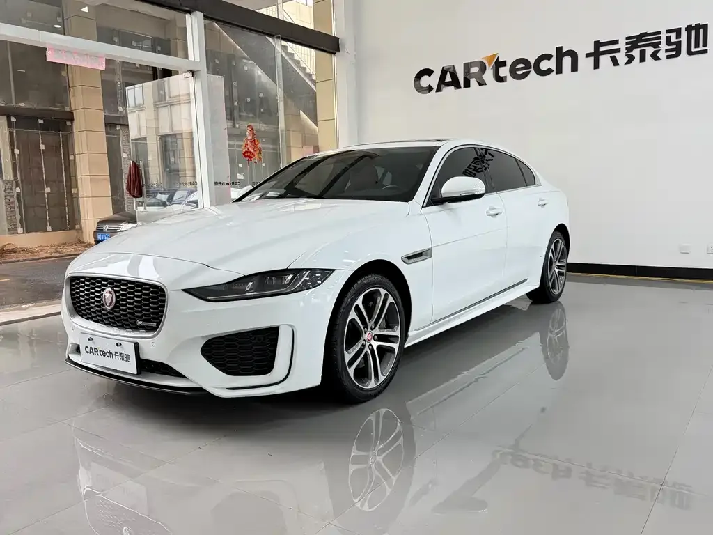 Jaguar XEL — фото 1