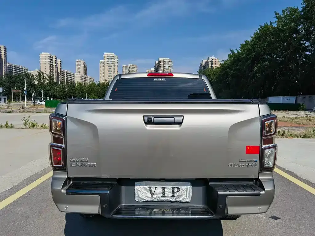 Isuzu D-MAX 2023 из CN, фото 4