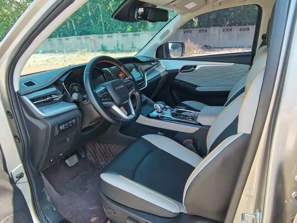 Isuzu D-MAX 2023 из CN, фото 10