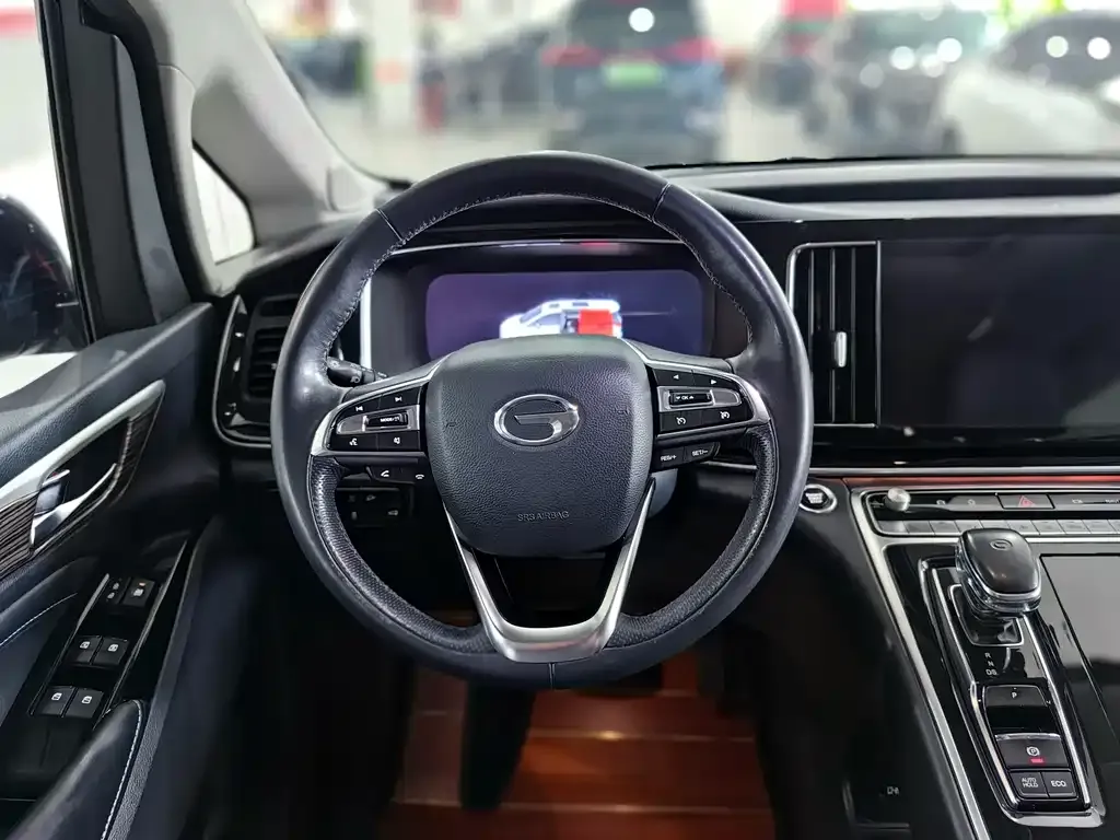 GAC Motor Trumpchi M8 — фото 9