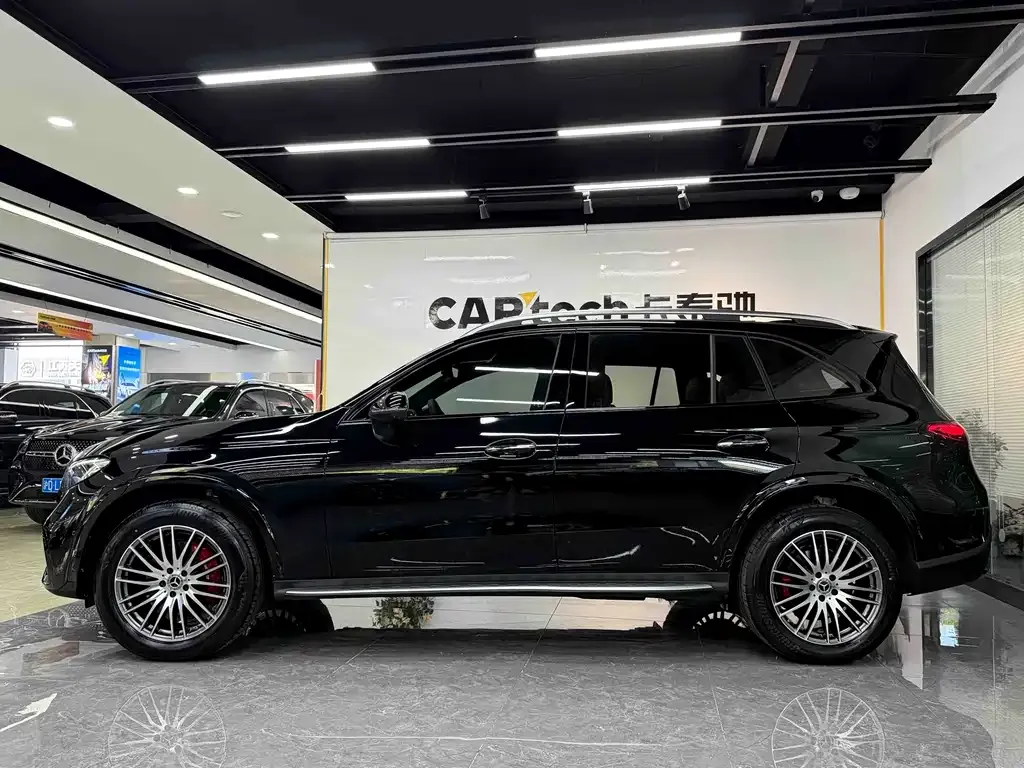 Mercedes-Benz GLC — фото 10