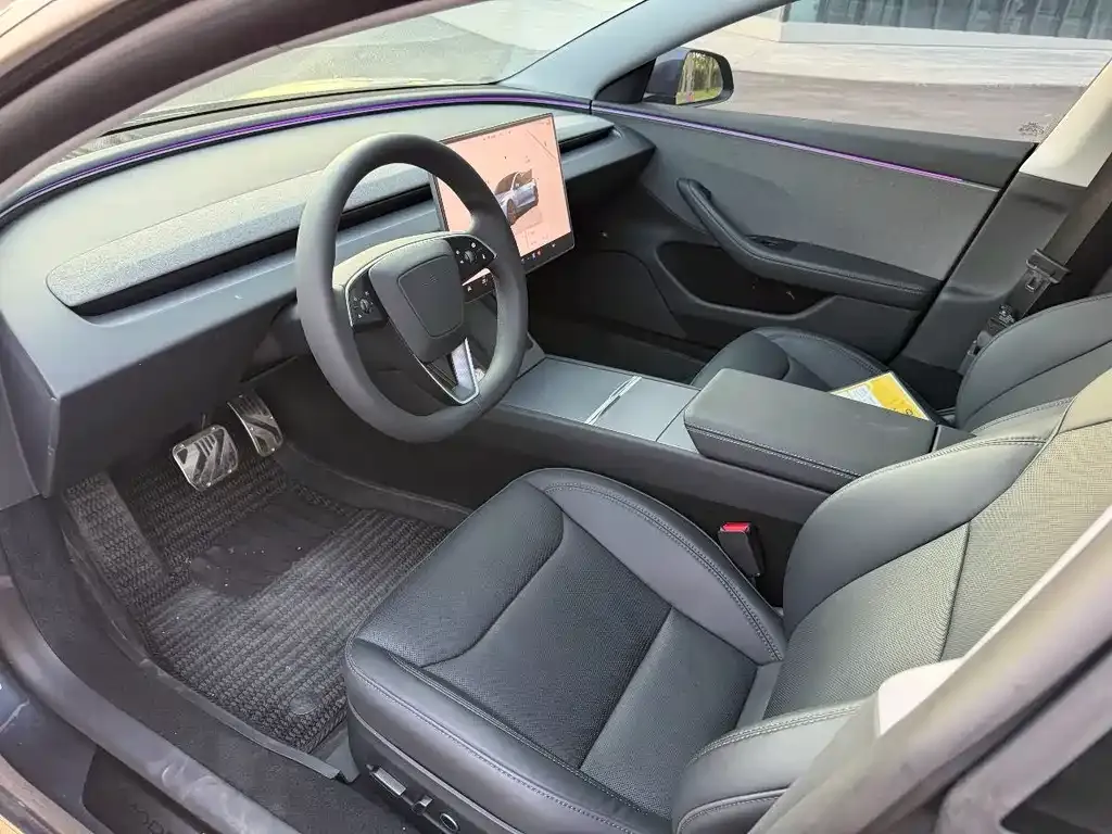Tesla Model 3 — фото 2