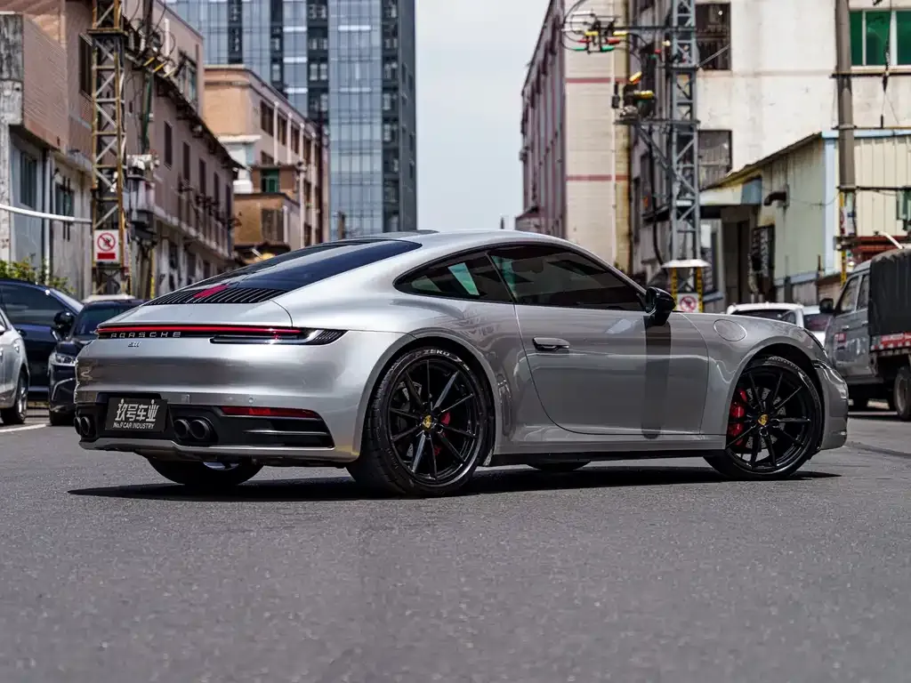 Porsche 911 2021 из CN, фото 8