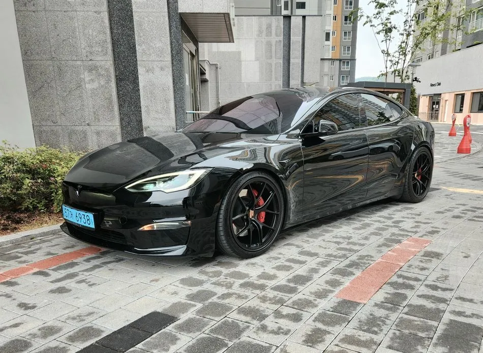 Tesla Model S 2023 из KR, фото 9