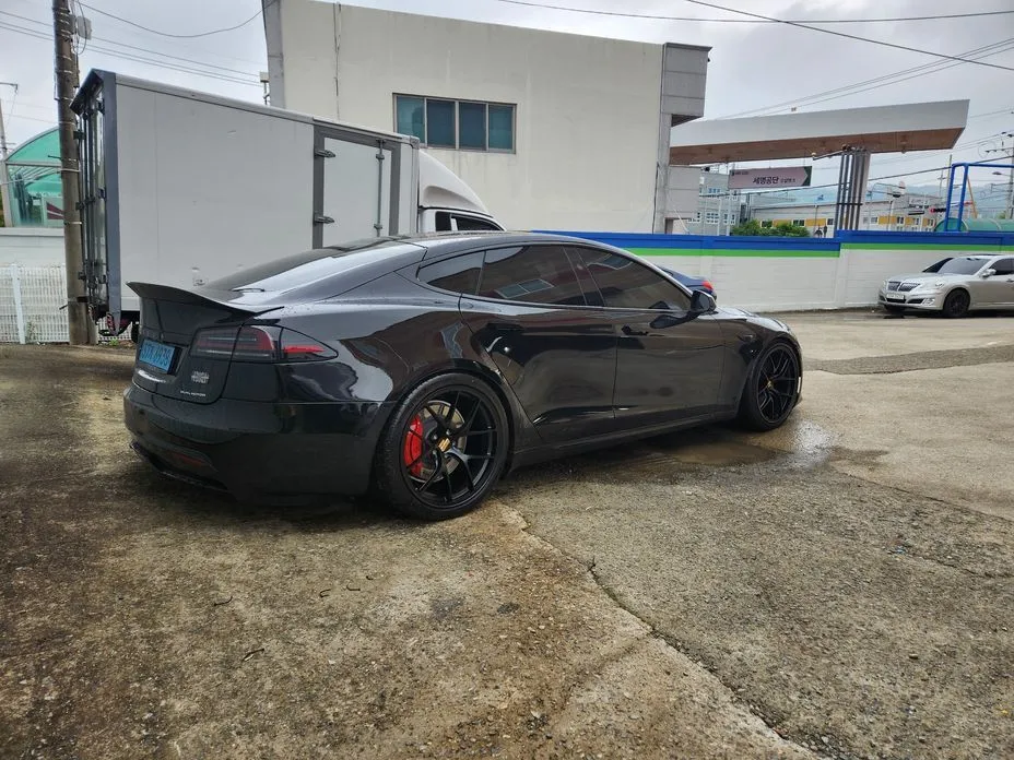 Tesla Model S 2023 из KR, фото 6
