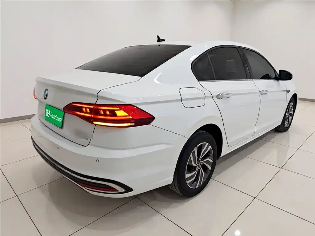 Volkswagen Bora 2023 из CN, фото 5