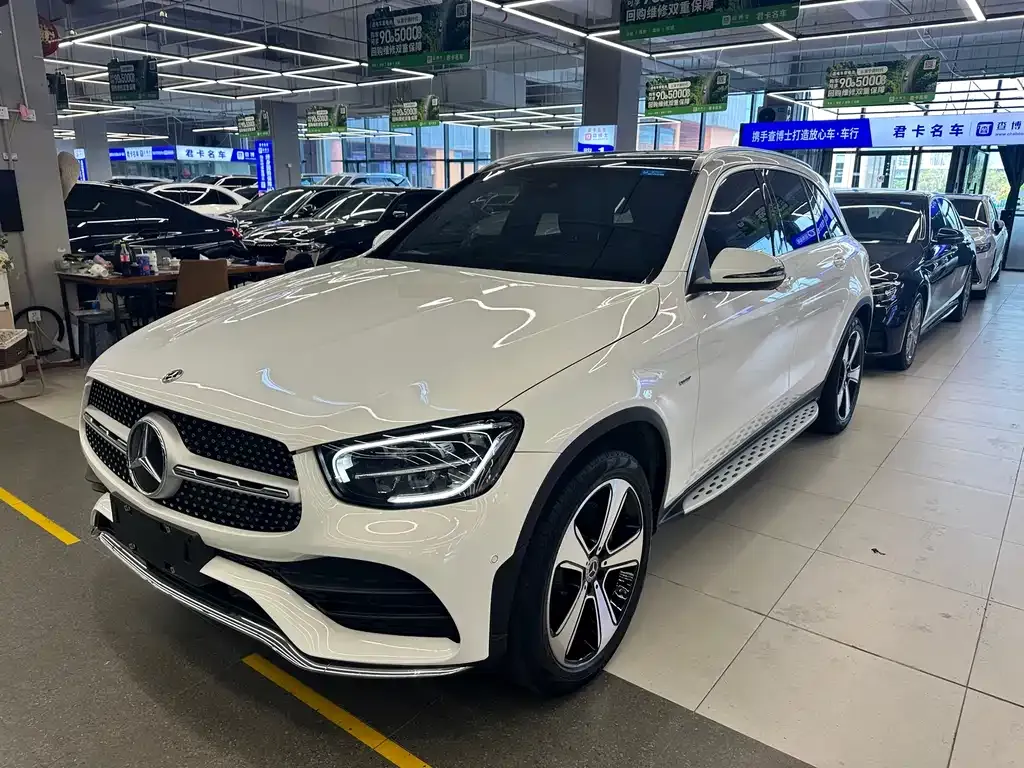 Mercedes-Benz GLC — фото 1